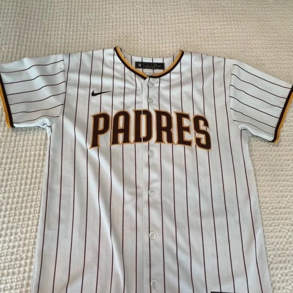 Official Nike Padres Jersey Tatis Jr size youth large